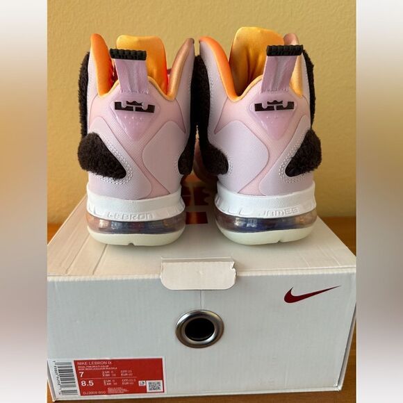 Nike LEBRON IX - REGAL PINK/MULTI-COLOR/VELVET BROWN High Top Sneakers Size 8.5 - Picture 6 of 7